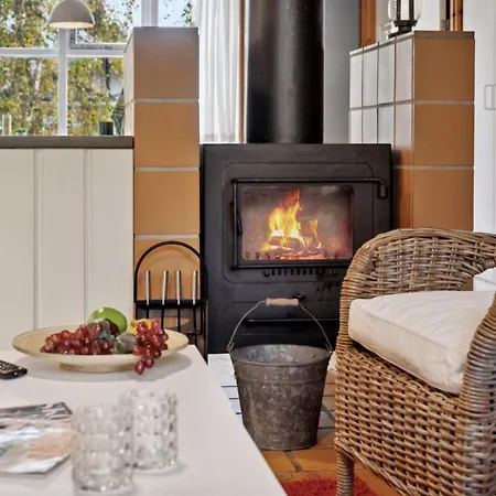 Semesterbostad Rubi - 250m From The Sea By Interhome *